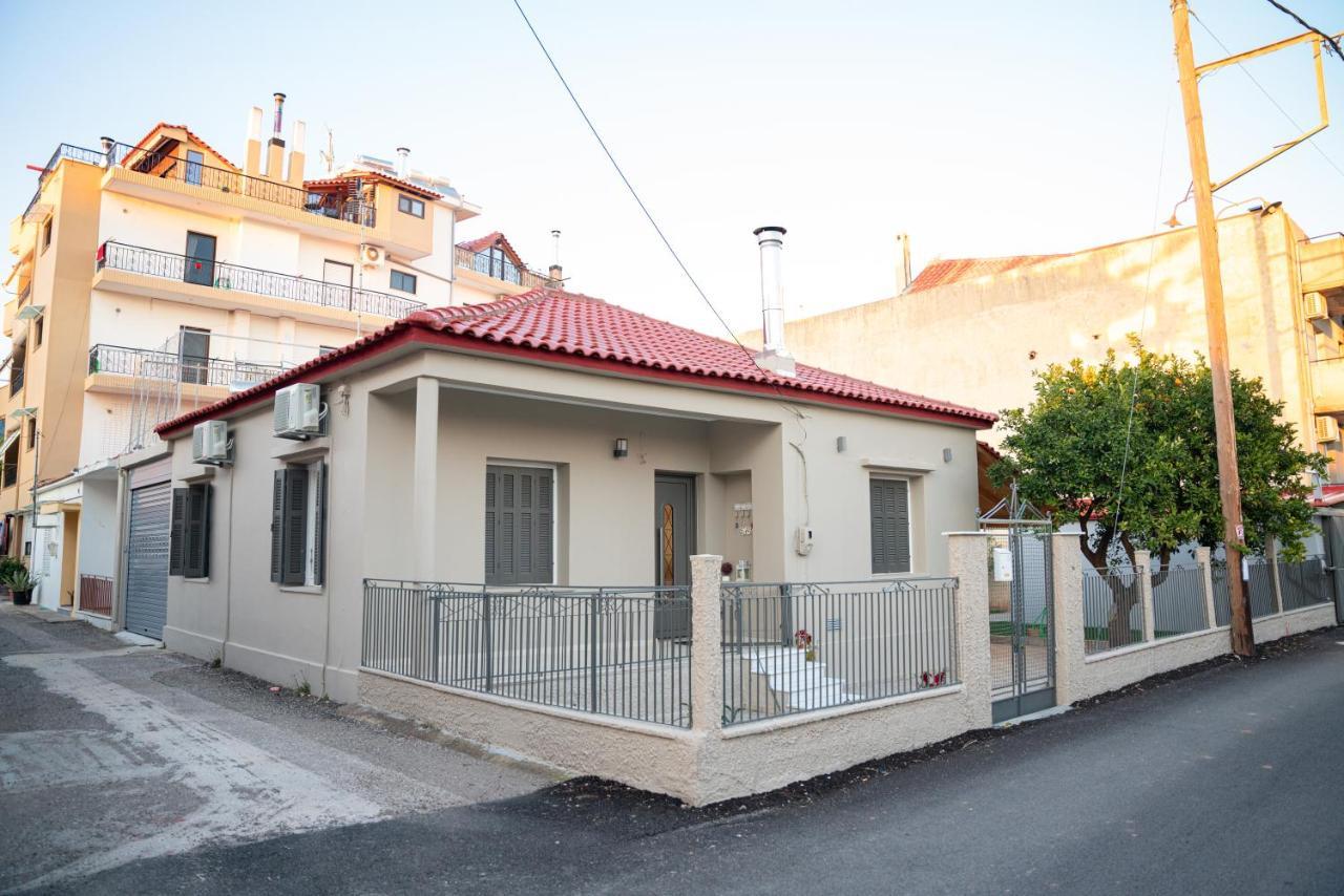 Όμορφη Μονοκατοικία Με 2 Υπνοδωμάτια Και Τζάκι Návpaktos Eksteriør bilde